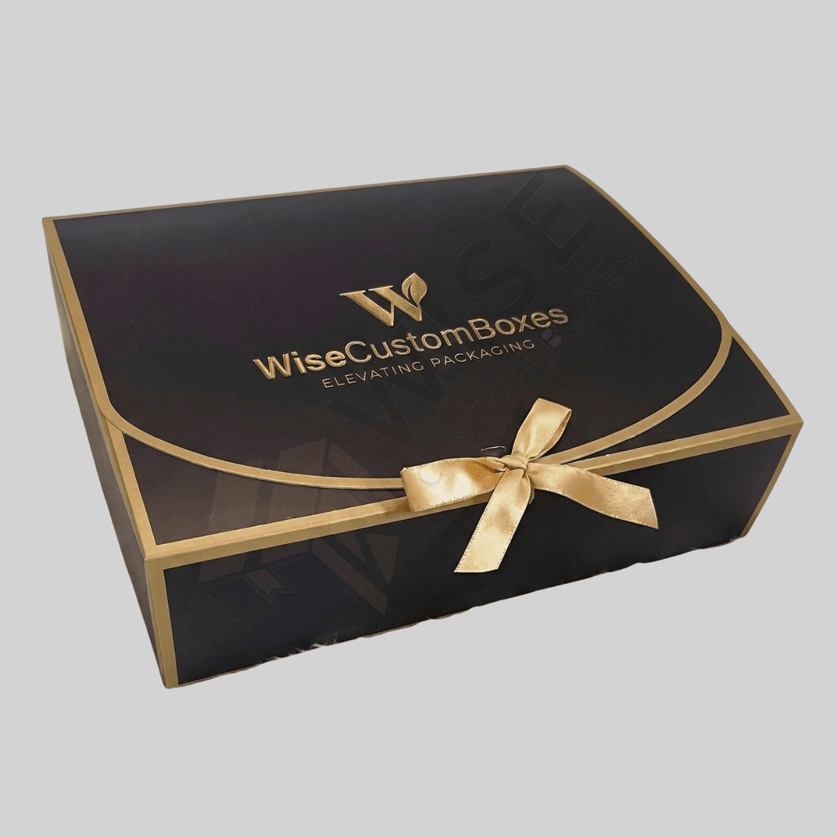 Luxury custom deluxe gift boxes with premium finishing for elegant product packaging